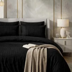 Buy 6 Pcs King Size Black Quilt Cover Bedding Set In Pakistan