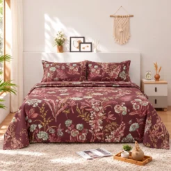 Burgundy Cream Vintage Floral Cotton Printed Bedsheet